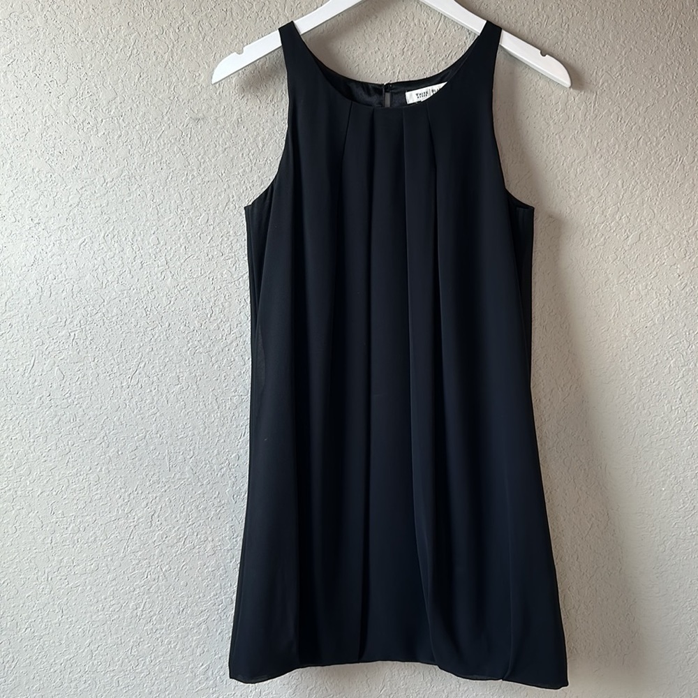 WHBM‎ Bubble Hem Sleeveless Black Cocktail Dress Size 4